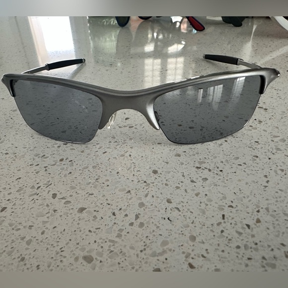 Oakley RAZRWIRE Pewter Sunglasses NICE! - Picture 1 of 3